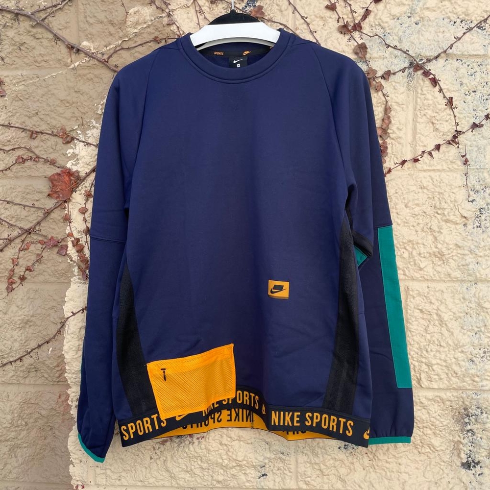 Nike therma fleece pullover crew sweatshirt